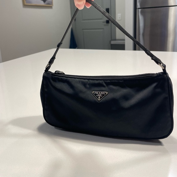 Vintage Prada - Picture 2 of 7